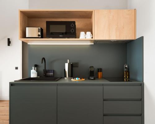 limehome versailles rue du bailliage