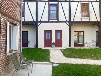 La Grange A Grains,,3 star