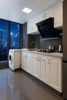 Chongqing City Center Family Apartment,,4 star