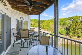 lakefront condo w 3 pools boat slip and patio views at 13mm of the big niangua