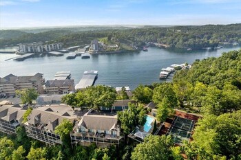 lake ozark