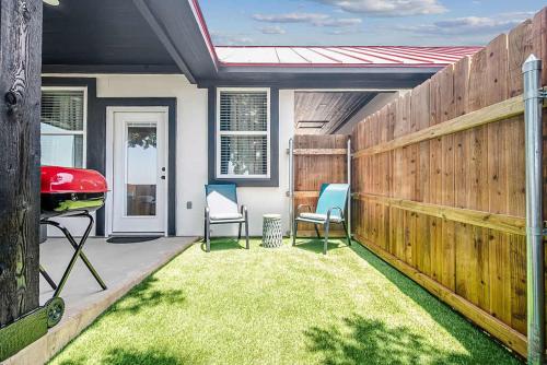 quiet casita with hot tub six min from downtown