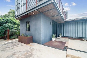 luxury 4 bedroom container home hot tub and firepit