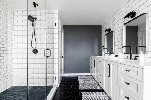 luxury 4 bedroom container home hot tub and firepit