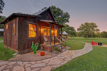 cabins out back nest