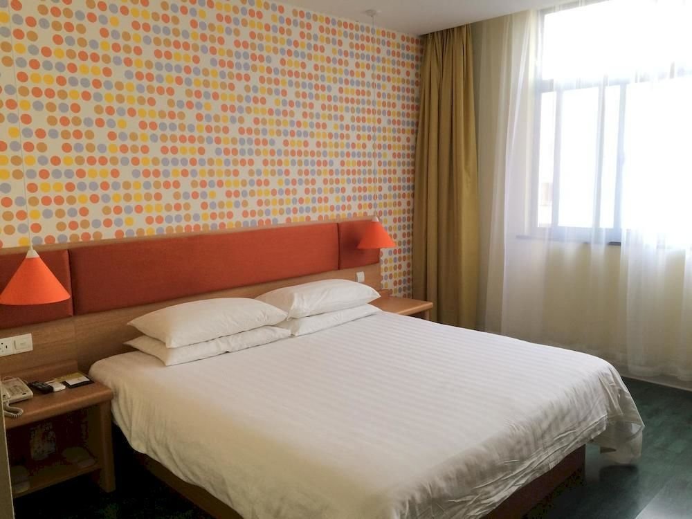 home inn plus wuxi zhongshan road shenglimen metro station