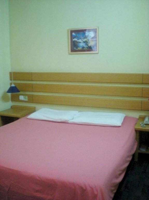 home inn plus wuxi zhongshan road shenglimen metro station