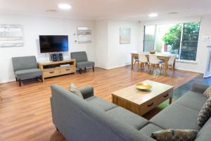 Fingal Bay Holiday Park,Hawks Nest>>Fingal Bay,4 star