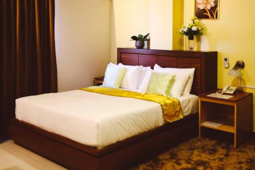 surigao royal regency suites
