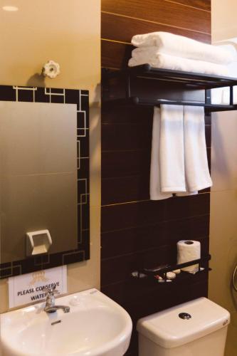 surigao royal regency suites