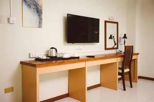 surigao royal regency suites