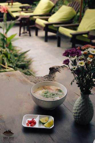 hoa lu