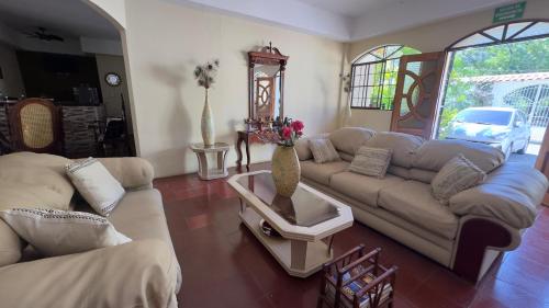 hotel vizcaino leon