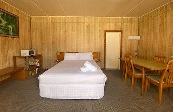 mountain view motel queenstown