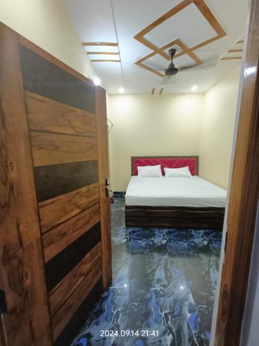Hotel Maa Sharda Palace,,2 star