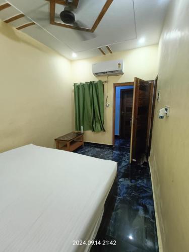 hotel maa sharda palace