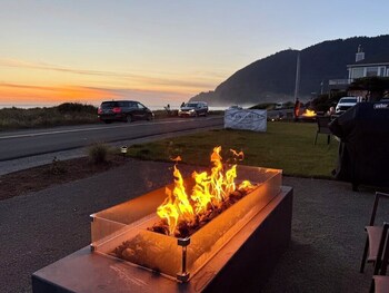 manzanita oceanfront inn