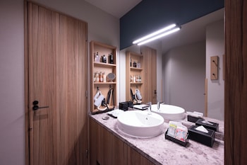 hotel zen narahourai