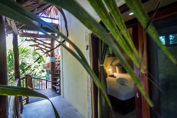 playa canek beachfront eco hotel