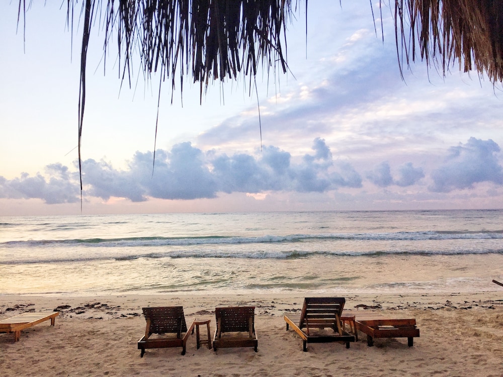 playa canek beachfront eco hotel