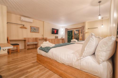 candelaria aparta hotel boutique