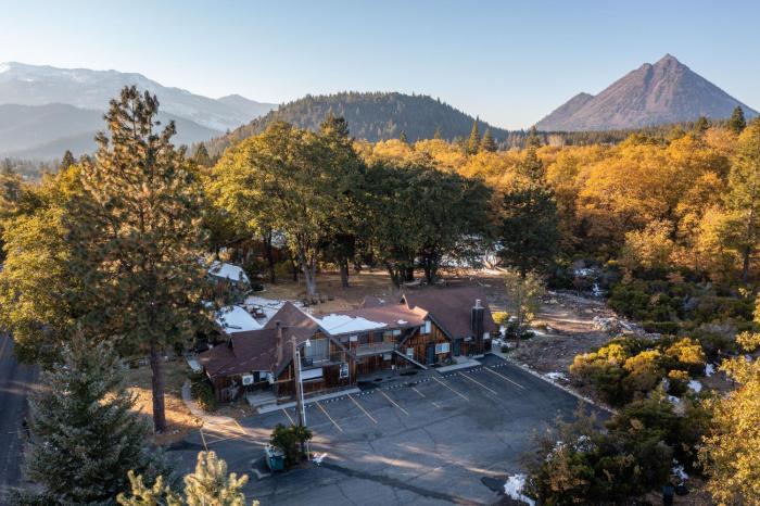 basecamp lodge