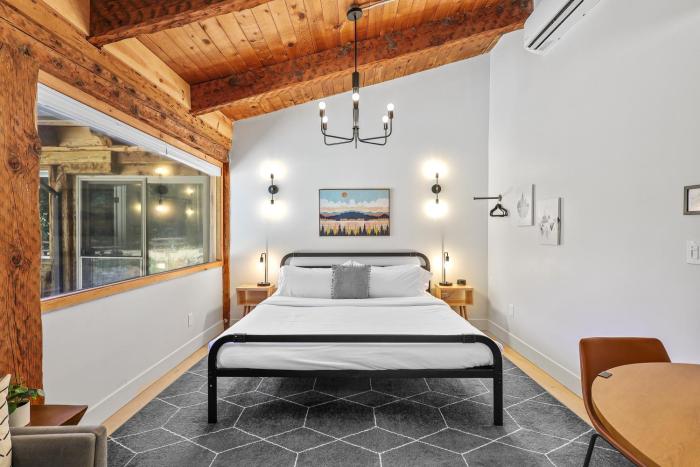 basecamp lodge
