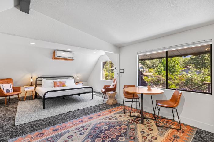 basecamp lodge