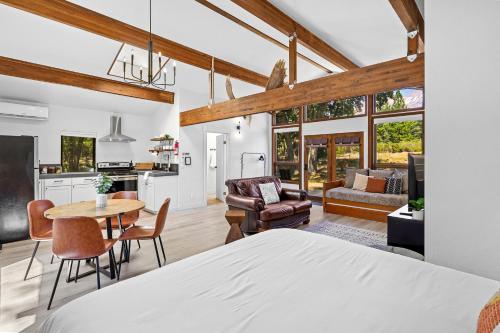 basecamp lodge