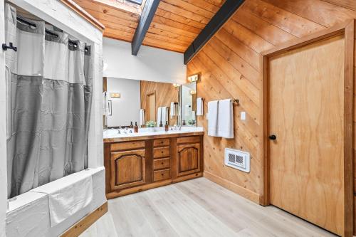 basecamp lodge