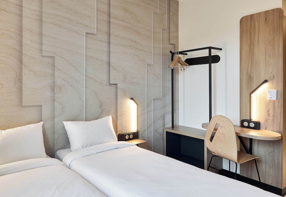 bandb hotel rennes liffre