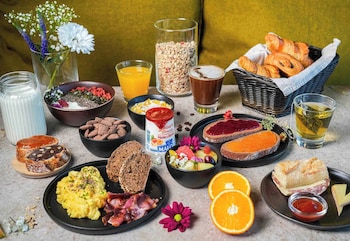 bandb hotel rennes liffre