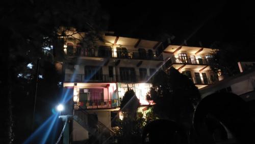 hotel freedom palace