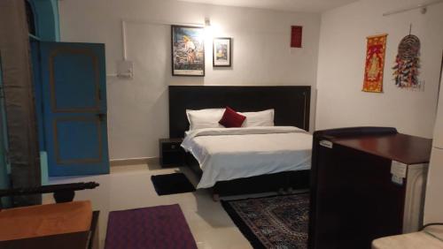 hotel freedom palace