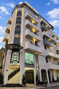 ocean hotel ninh binh