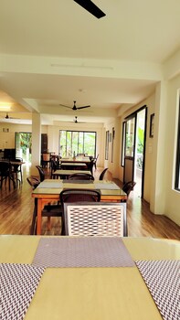 Kalimpong Bungalow,,3 star