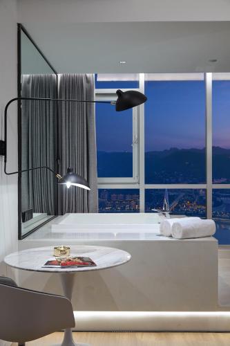 iseya hotel jiefangbei yunduan zhiyan