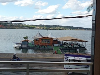 hotel lago dos encantos