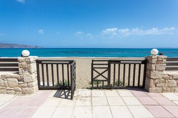 Seaside Escape Near Beach  Dionysiasea 1,,0 star