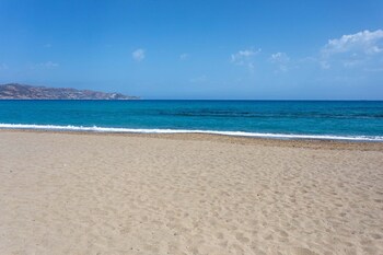 seaside escape near beach dionysiasea 1
