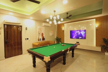 motwani stays by dr richa motwani