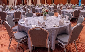 Iconic Plaza Hotel,,4 star