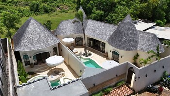 savili villas nyang nyang
