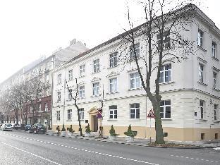 hotel theater belgrade