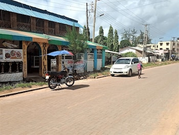 babalao hotel and restaurant malindi