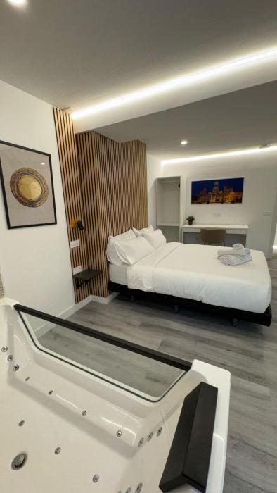 jacuzzi rooms