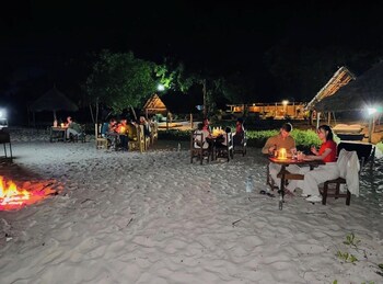 maisara mafia beach lodge