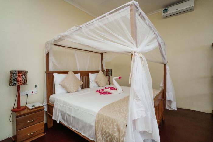 maisara mafia beach lodge