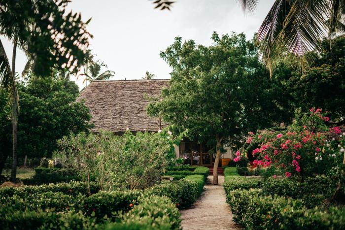maisara mafia beach lodge