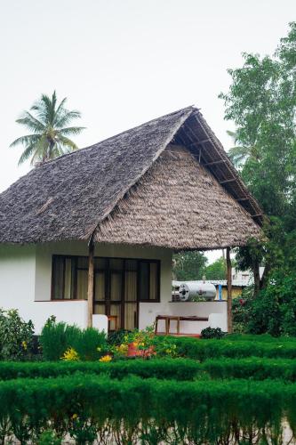 maisara mafia beach lodge